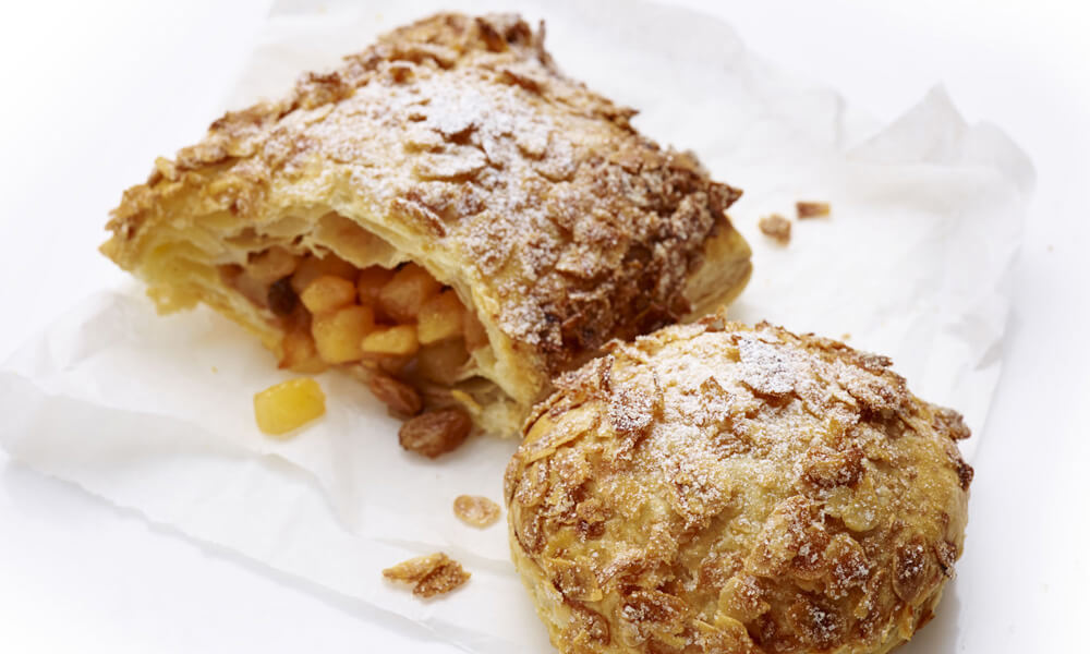 Ambachtelijke appelkanjer en appelflap met verse appelvulling